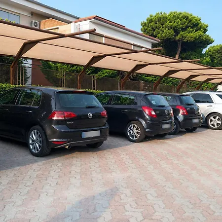 Aparthotel Renova 3*