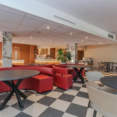 Renova Aparthotel Taranto